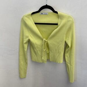 Zara Pastel Yellow V-Neck Tie-Front Ribbed Crop Sweater